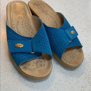 Fly Flot heel sandals